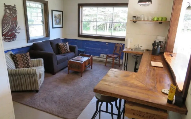 Cozy Coastal Cottages