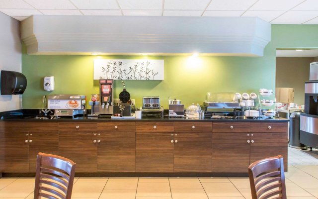 Sleep Inn & Suites Oregon - Toledo