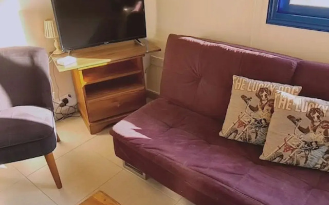 20 ATR -trinity 2 Apartment