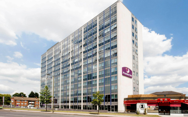 Premier Inn London Hendon - The Hyde