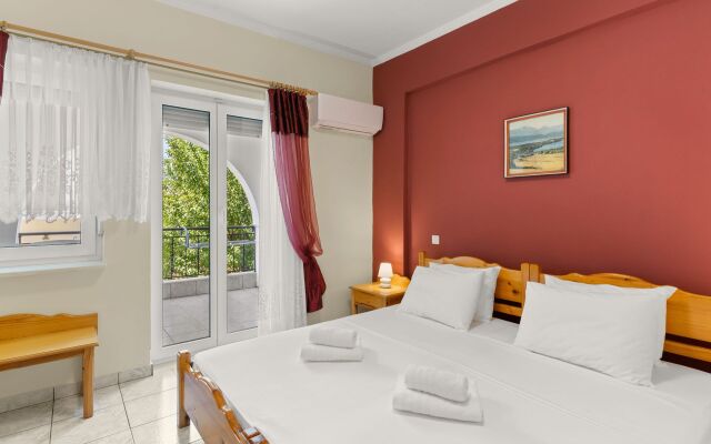 Delphin Rooms Sivota