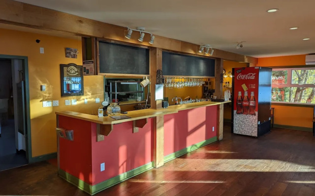 Gordie's Inn & Suites