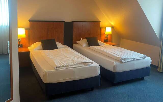 Amedia Frankfurt Russelsheim Trademark Collection by Wyndham