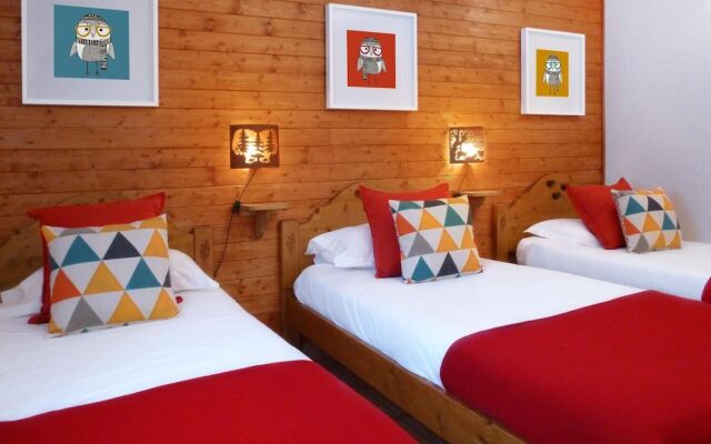 Fermes DU Planet N°4 : Chalet 12 Personnes / Chalet 12 People