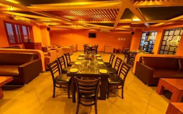 Hotel Green Park Suites