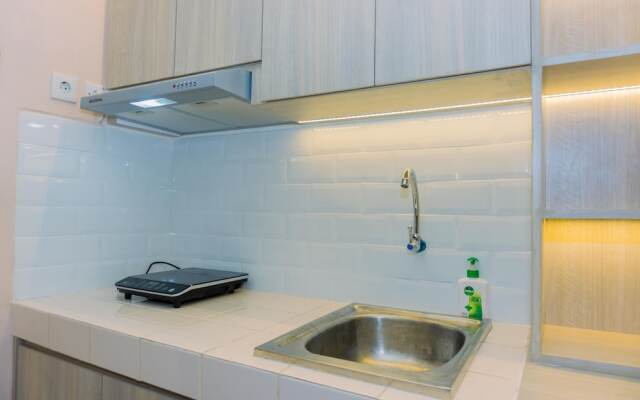 Modern And Tidy 1Br Serpong Greenview Apartment