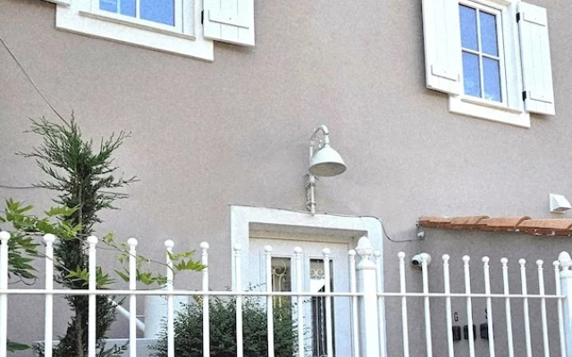 The little guest house