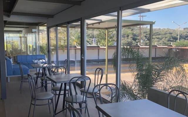 Sozos Inn Hotel