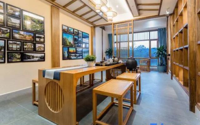 Yunshanshui Hot Spring Panoramic Holiday Hostel