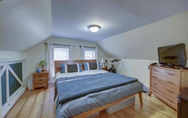 Moscow 1800's Farmhouse