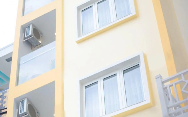 S69 Hotel & Apartment