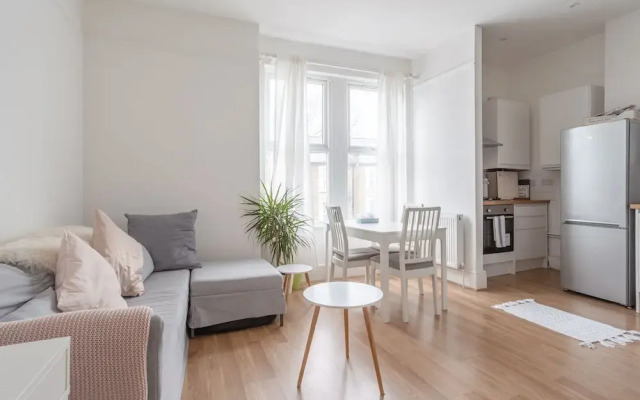 Cosy 1 Bedroom Flat Close to Wembley Stadium
