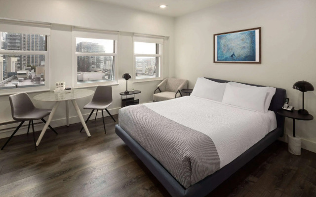 Reside Seattle Downtown, a Wyndham Residence