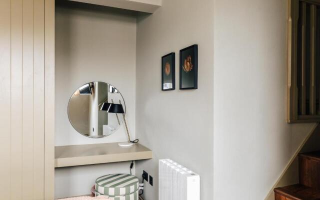 Redland Suites - Apartment 8