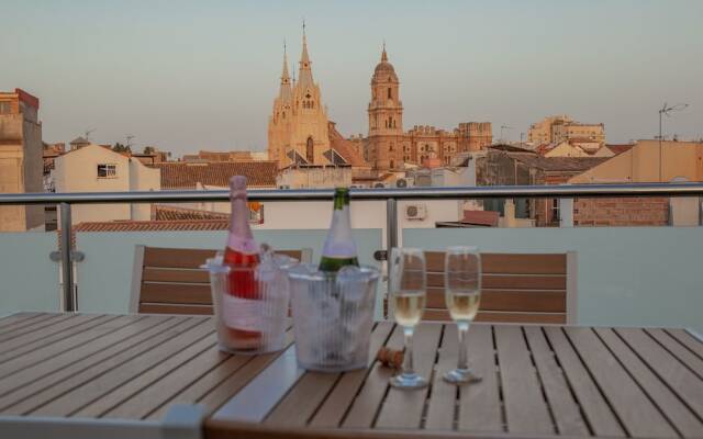 Sunny Terrace Apartment, Old Town Views