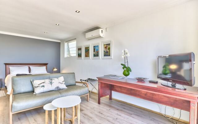 Garden Studio in Camps Bay