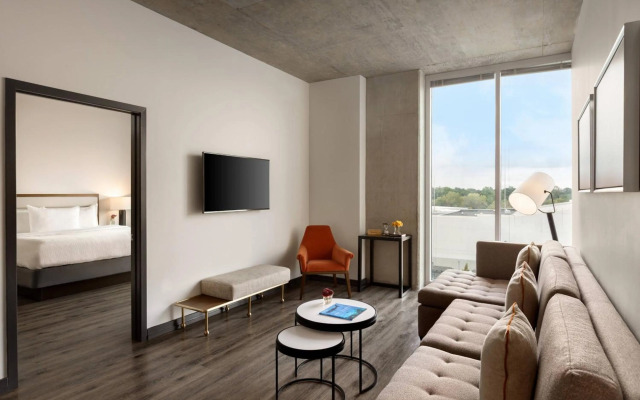 Twelve Midtown, Autograph Collection
