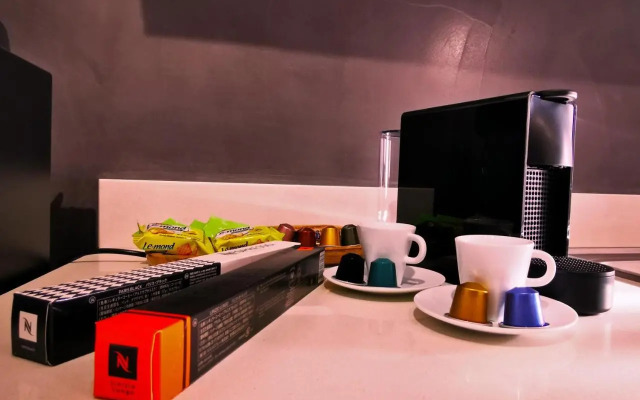Studio 113, Ebene Square Apartments, Ebene