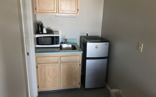 Travelers Inn and Suites