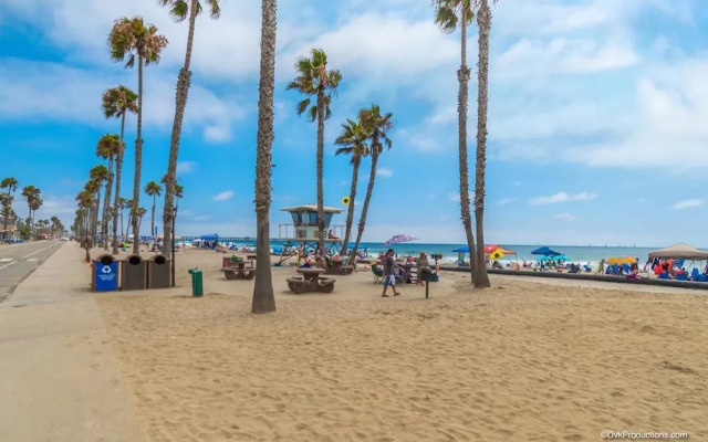 North Coast Village F-200 Beach Oasis