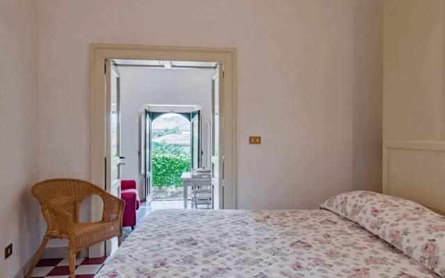 Gli Iris Apartments - Casa Fucsia by Wonderful Italy