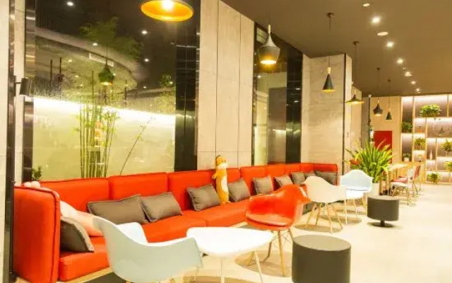 Ibis Hotel (Nanyang Xixia Baiyu Road)
