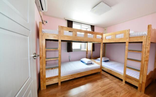 Namu Guesthouse - Hostel