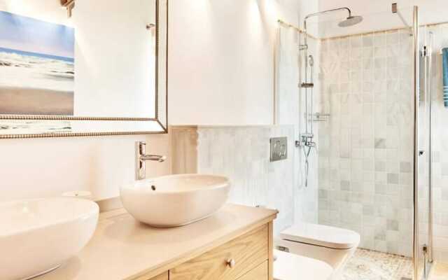 Villa Can Prats, Luxury Villa Surrounded by Nature