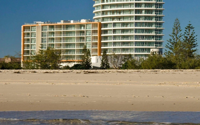 Kirra Surf Apartments