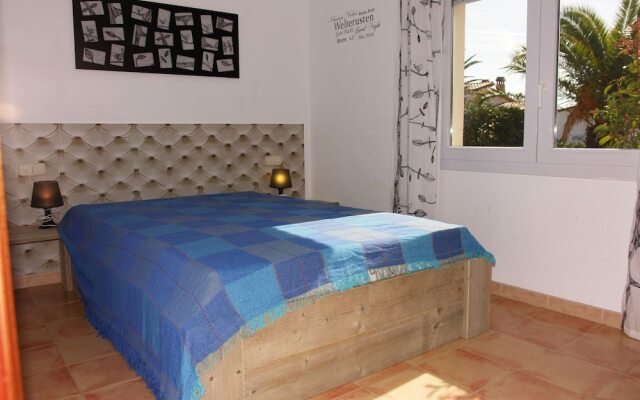 Spacious Villa in Vilacolum With Swimming Pool