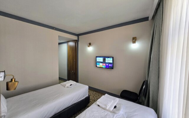 Uyu Room Adana Hotel