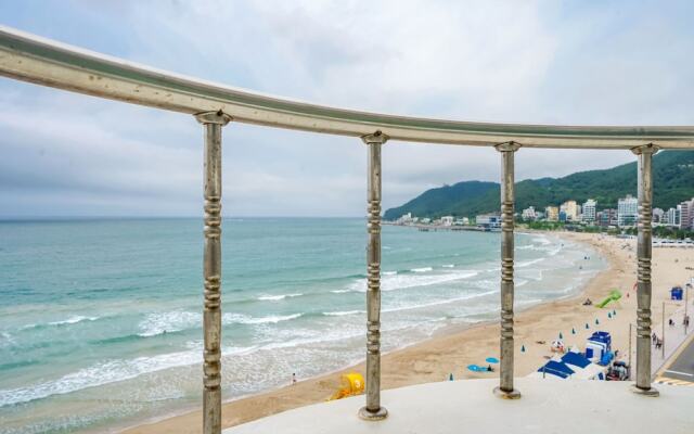 Busan Songjeong S Hotel