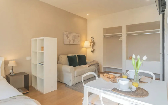 MT Studio by Rent All Como