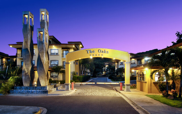 The Oaks Tamarindo Condominiums