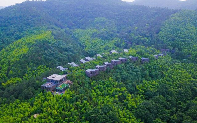 Meijie Mountain Hotspring Resort