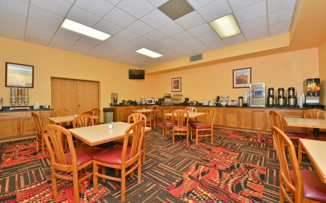 Best Western Red Hills