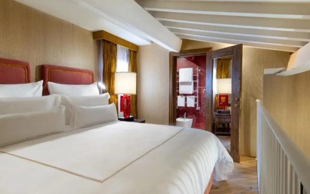 Hotel J and J