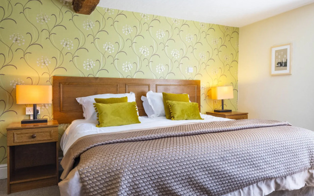 The Stratford Park Hotel & Golf Club