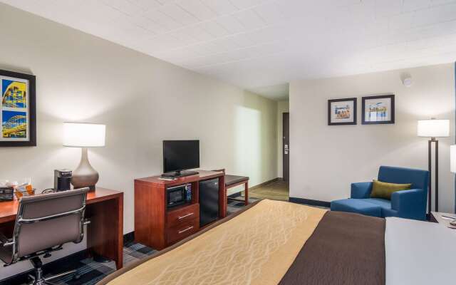 Comfort Inn & Suites