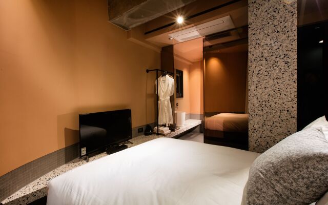 Oia Hotel