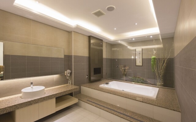 Ihotel