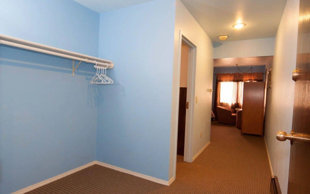 Valley Hi Motel - Near Winter Park Visitor Center