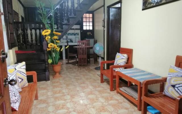 Cherry's Transient Hub - Puerto Princesa
