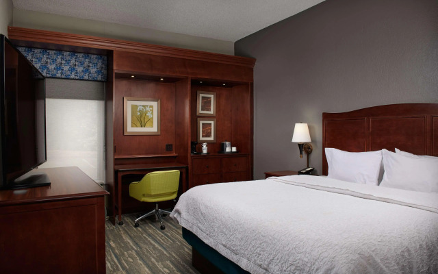 Hampton Inn Atlanta NW Cumberland