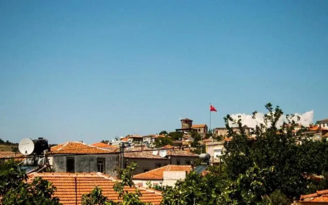 Cunda Nesos Pansiyon