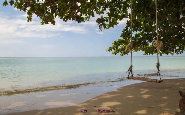 Ban Na White Sand Beach