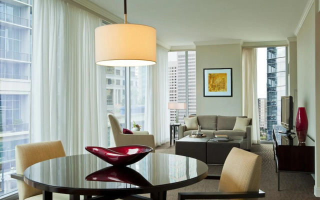 Loews Atlanta Hotel