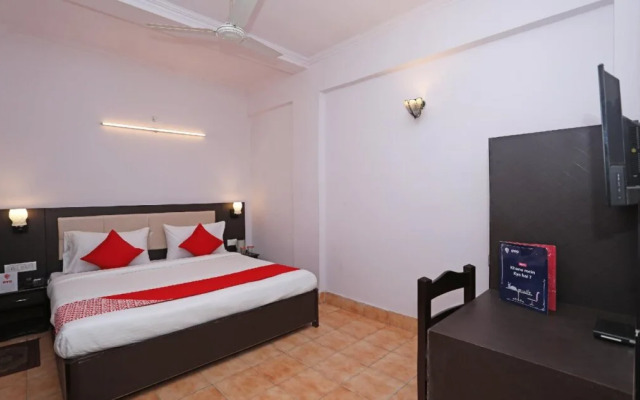 Hotel R Paradise by OYO Rooms