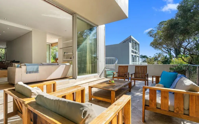 The Grange 11