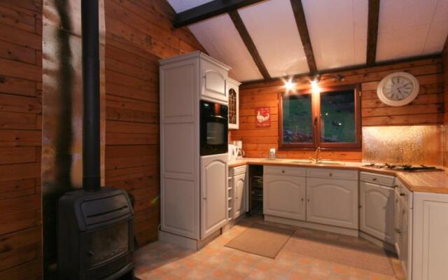 Lakeside cabin Lac de chaumecon